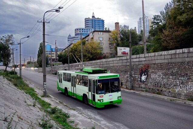 Троллейбусы в Днепре изменят маршрут: причины и номера