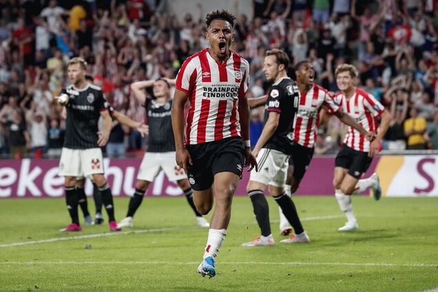 В Лиге чемпионов произошел грандиозный камбэк с голом пяткой на 90-й минуте: видео шедевра