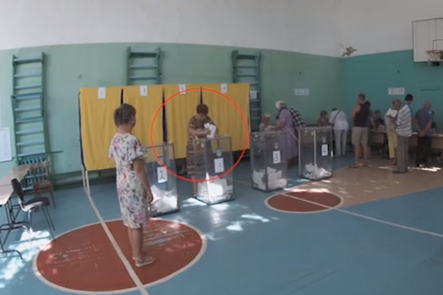 Вибори в Раду: "каруселі" на користь скандального Мінька потрапили на відео
