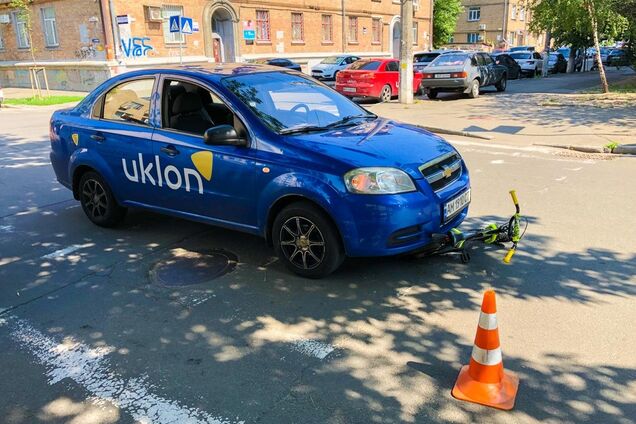 У Києві таксі збило дитину просто на переході: відео