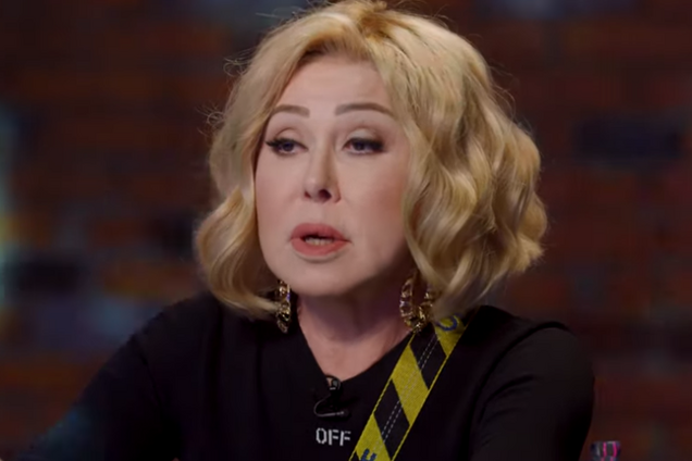 'Пора на пенсию!' 65-летнюю Успенскую высмеяли за вульгарный образ