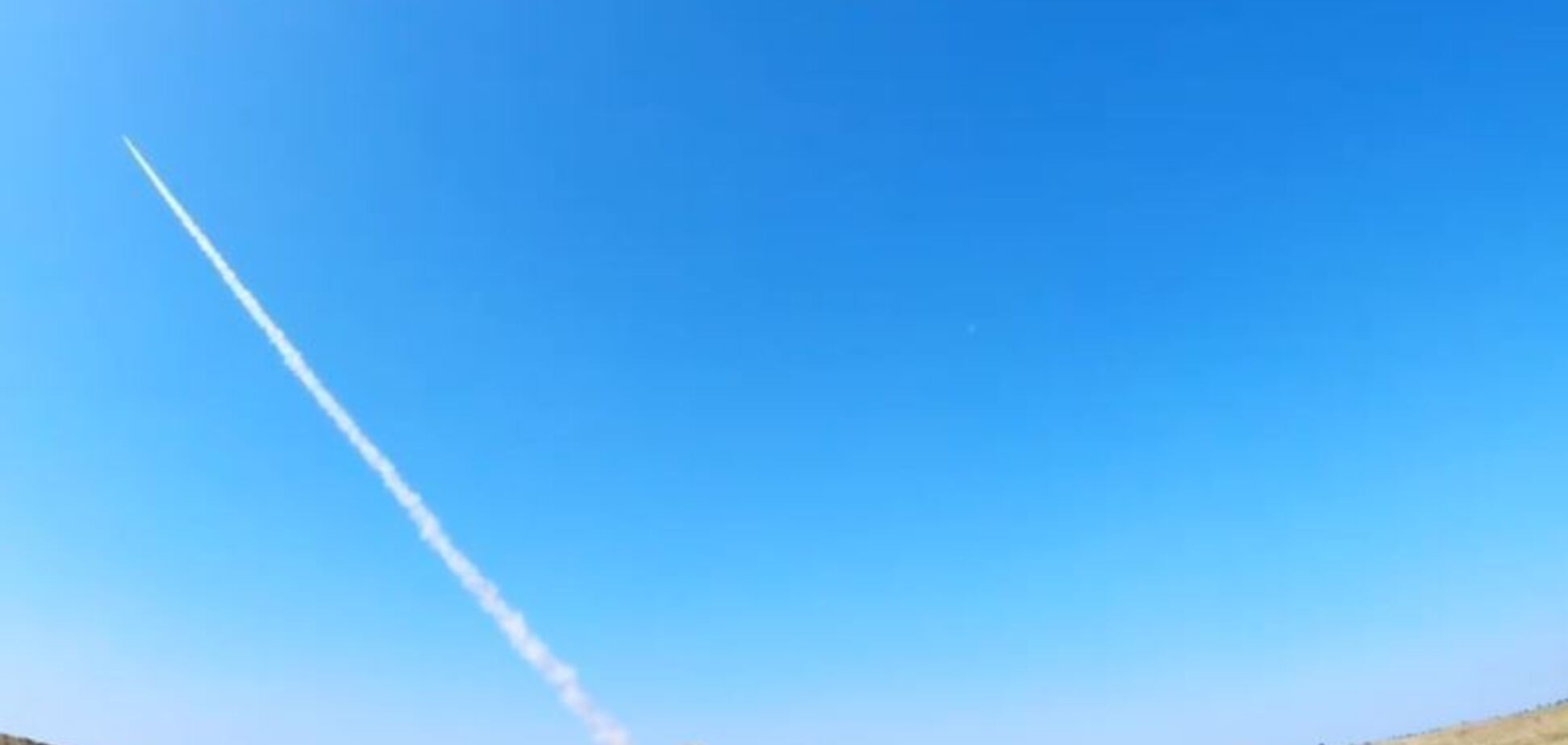 Бьет на 70 км: испытания новейшего оружия для ВСУ попали на видео