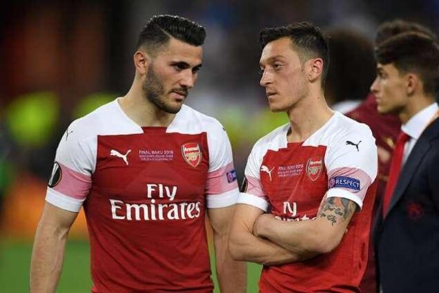 Звезды лондонского 'Арсенала' подверглись вооруженному нападению: видео