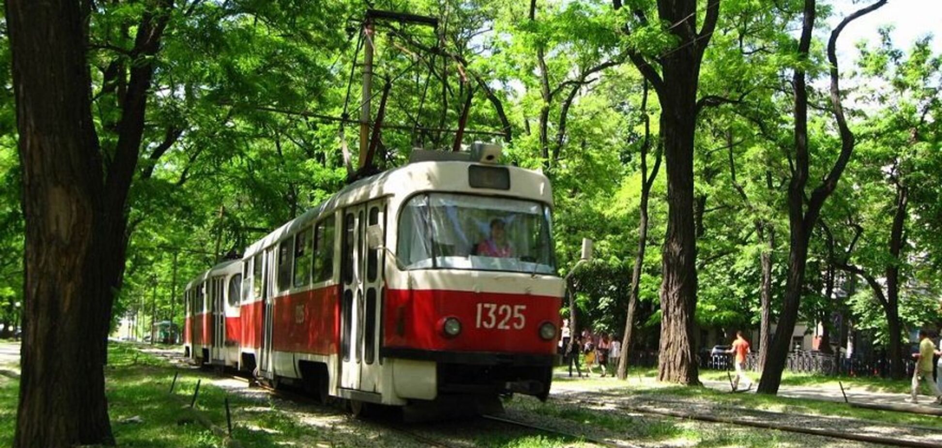 У Дніпрі через ремонт моста зміниться рух трамваїв