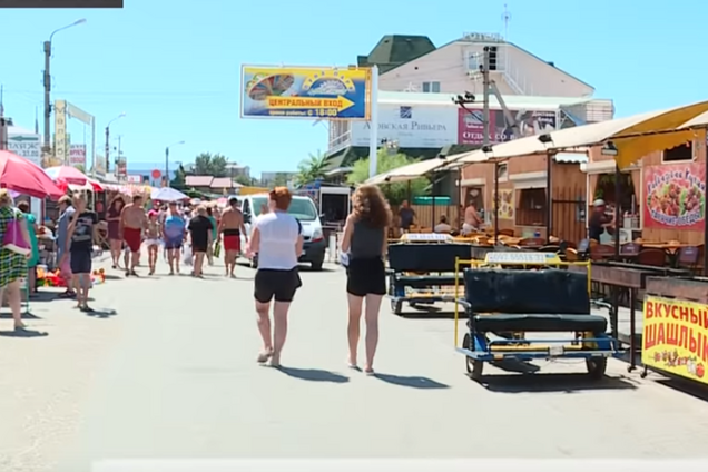 Антисанитария и грязь: популярный украинский курорт тонет в мусоре