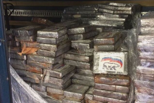 Путин – лысый дедок, пытающийся играть буйного