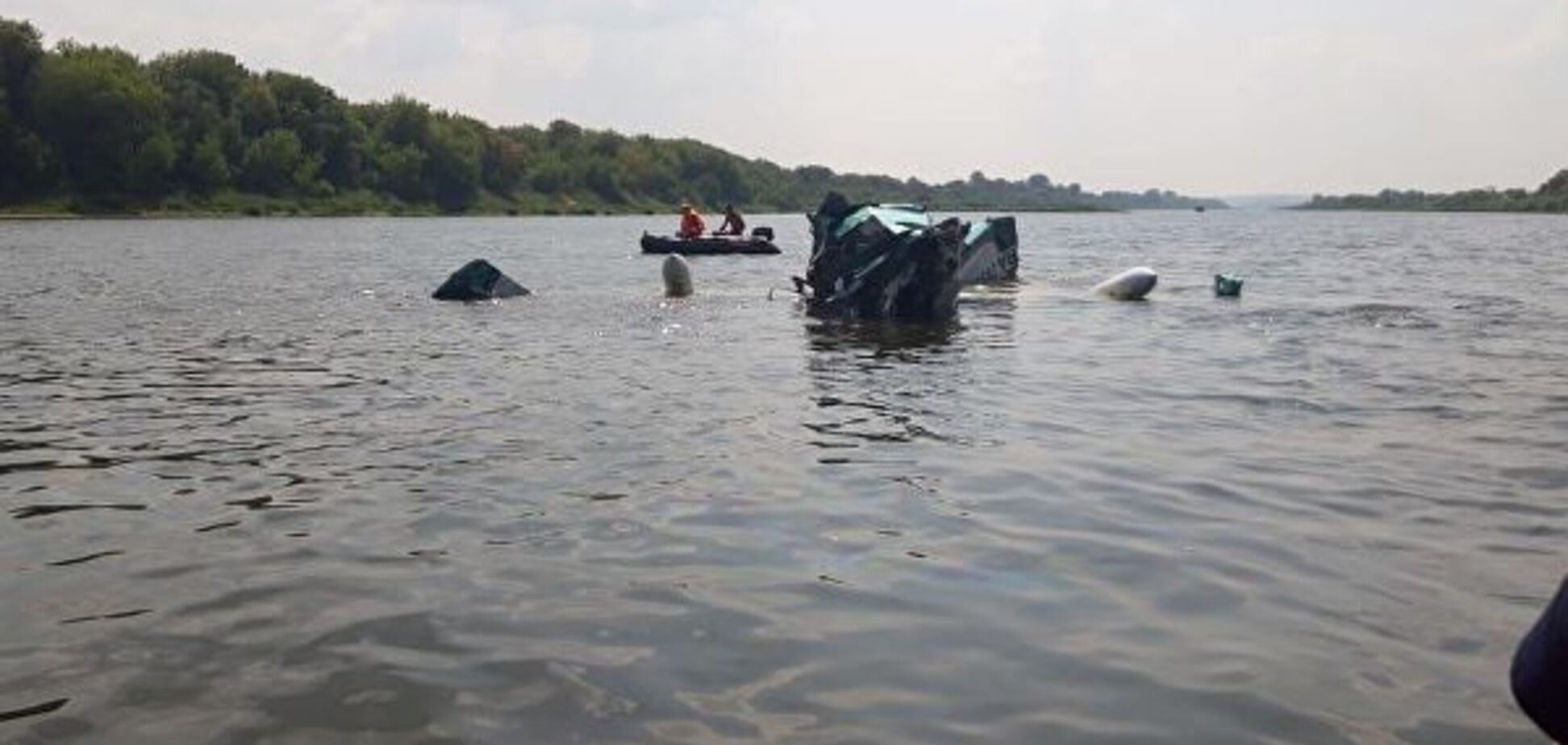 У Підмосков'ї розбився літак, є загиблі: фото і відео з місця авіакатастрофи