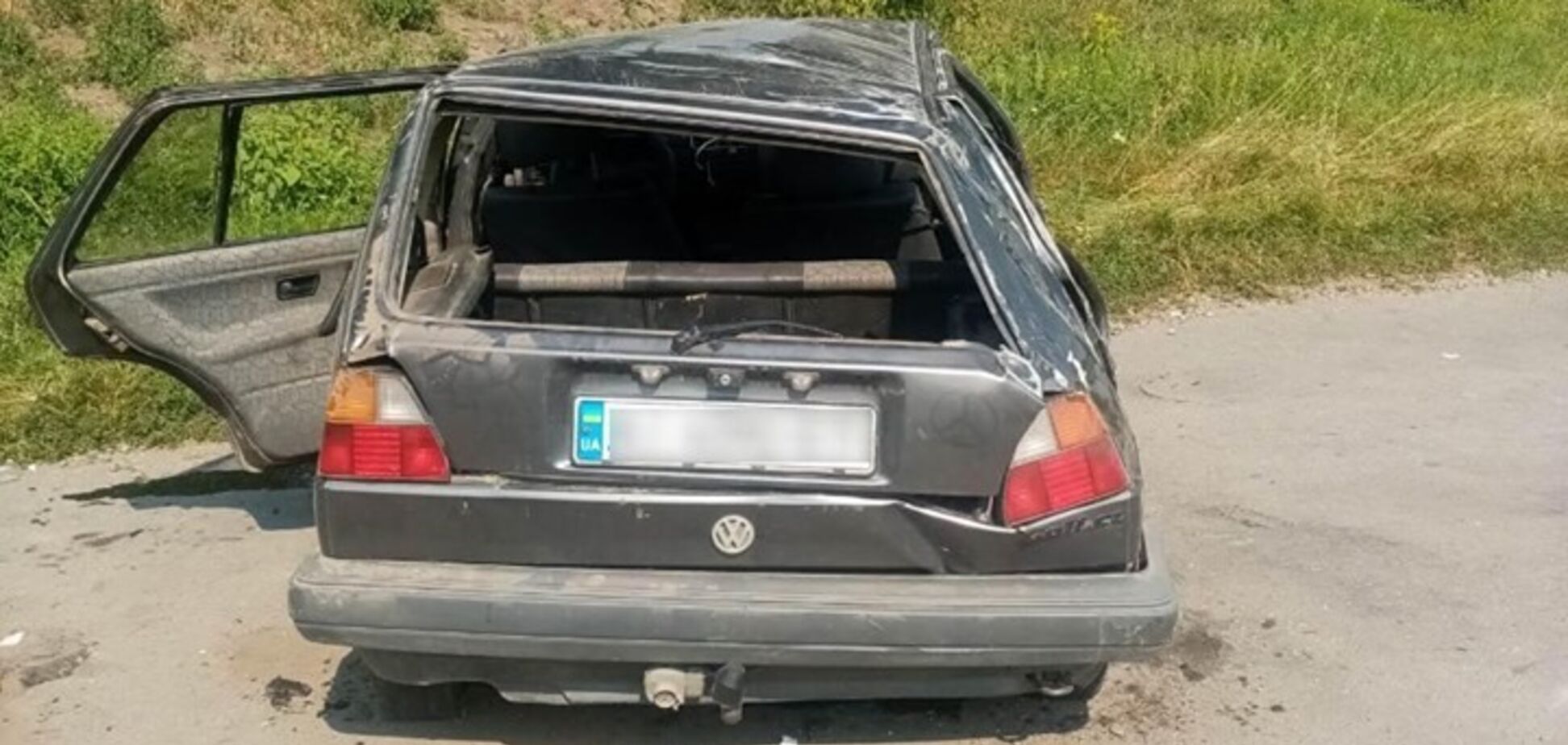 Авто перекинулося: на Київщині підліток впав у кому після аварії