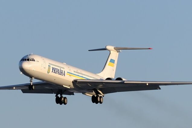 Секретный самолет президента Украины показали изнутри: видео