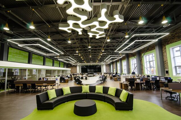 В 'Укрлендфарминг' рассказали студентам об агротрендах и познакомили с агрохолдингом