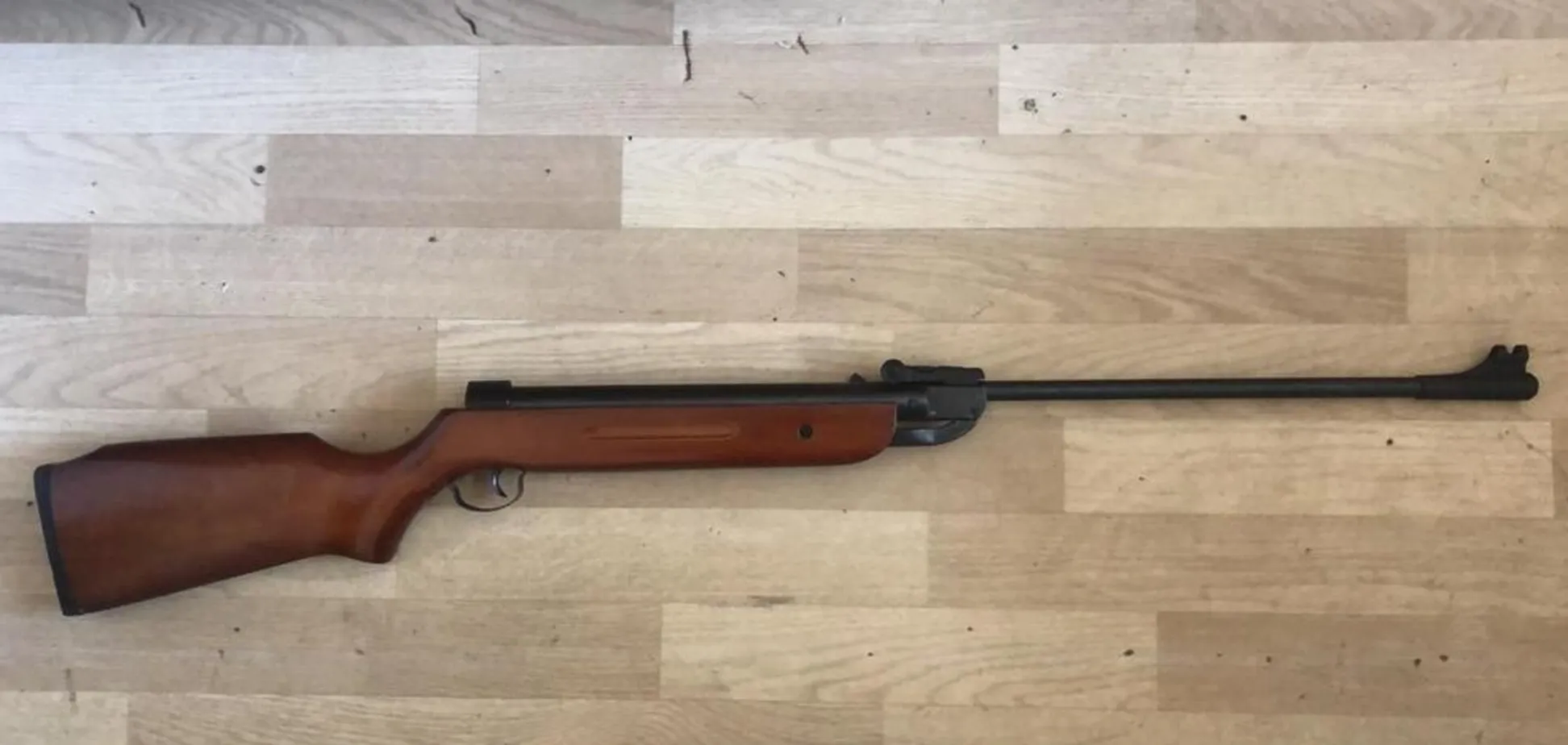 Под Киевом подросток выстрелил в брата из винтовки