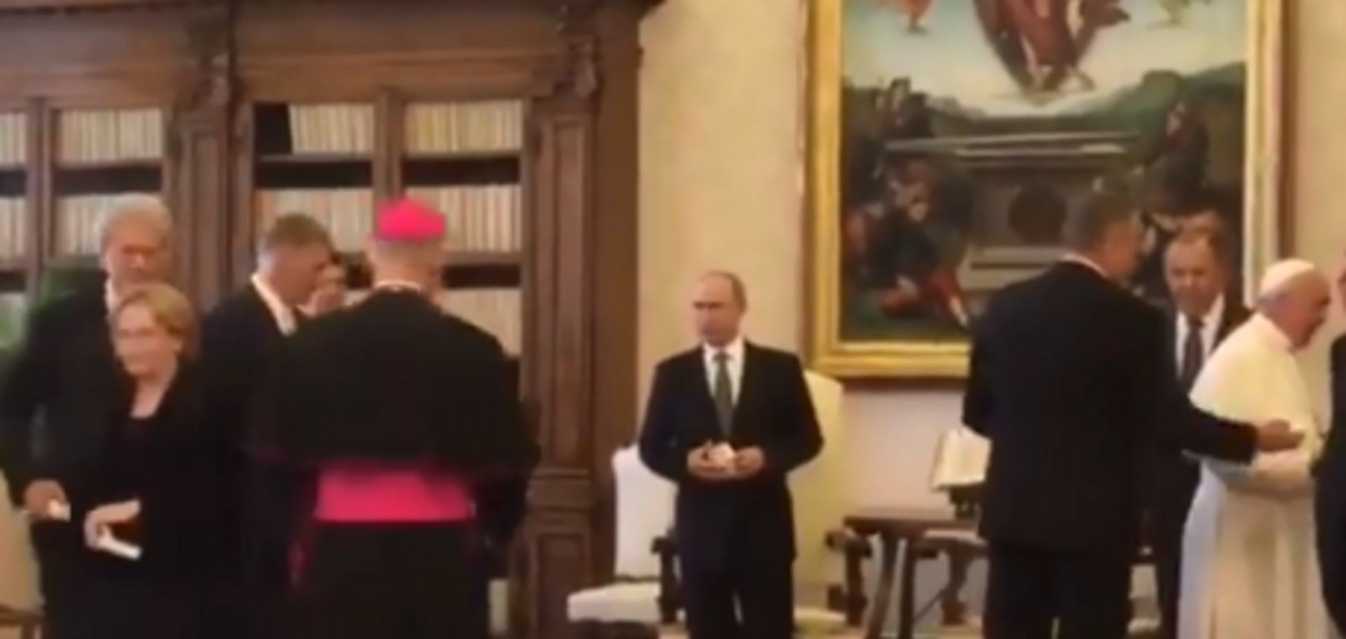 'Як тобі, Ілоне Маск?' Путін зганьбився 'гріховним' подарунком Папі Римському