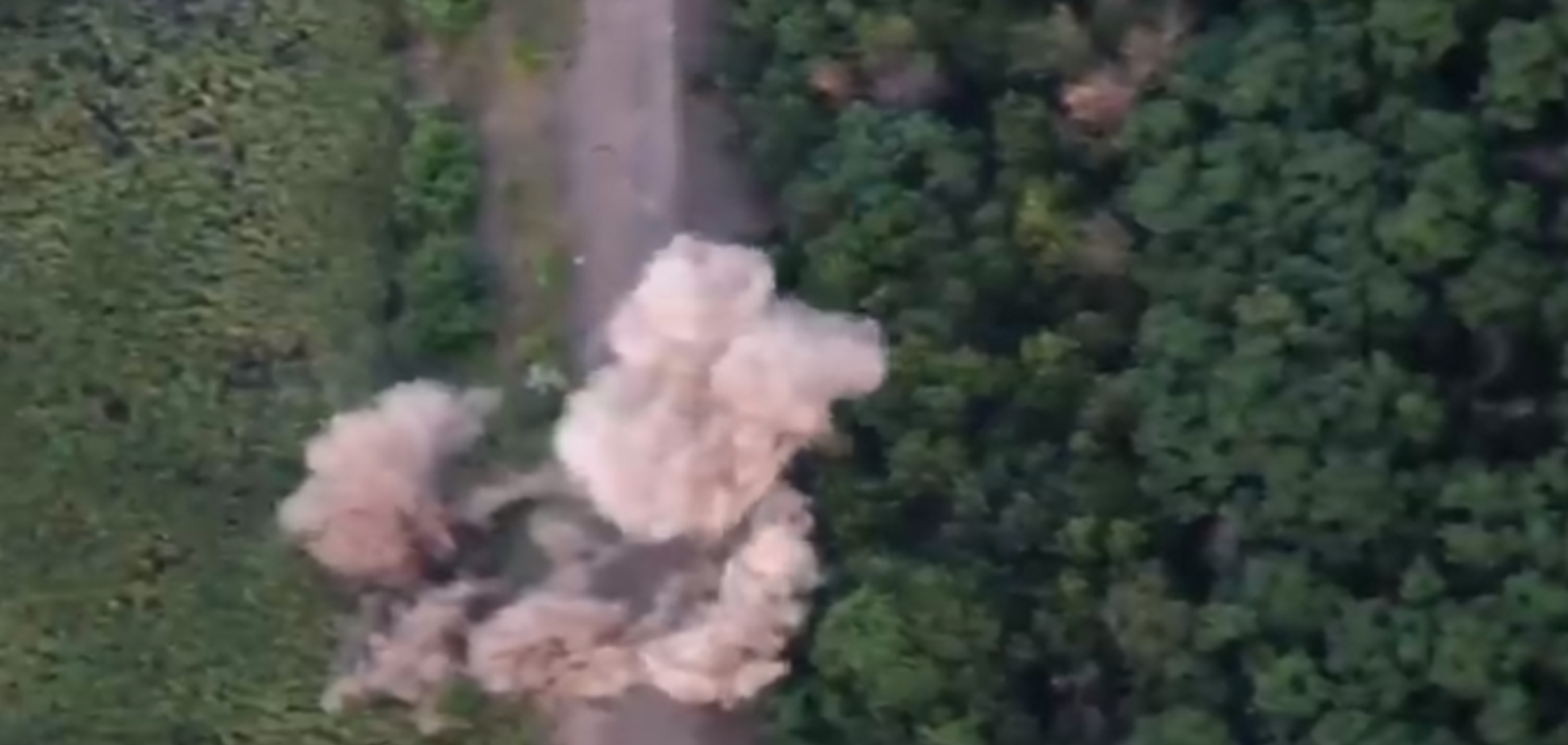 Знищення техніки терористів