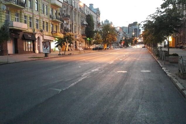 Ремонт вулиці Петлюри полімерасфальтобетоном добігає кінця – КМДА