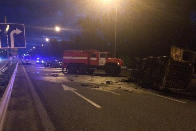 'Сгорели на месте': под Киевом произошло смертельное ДТП с военными