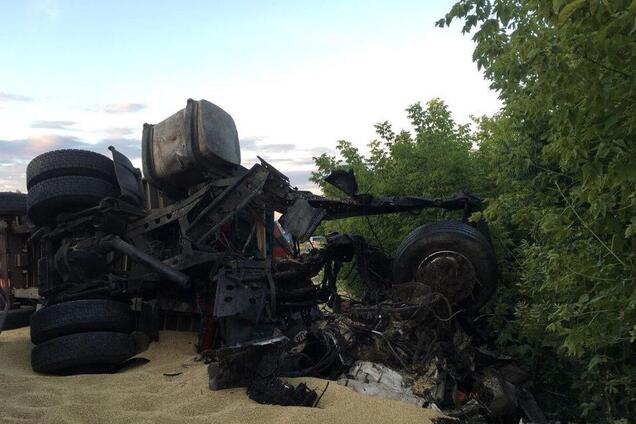 Под Одессой в масштабном ДТП погибли три человека