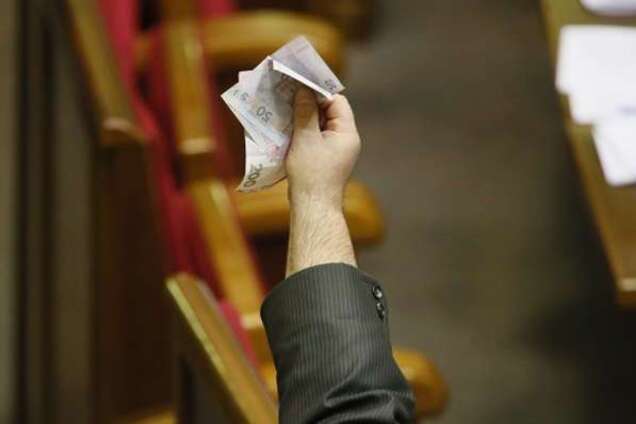 Досить фінансувати олігархів і мільярдерів грошима громадян