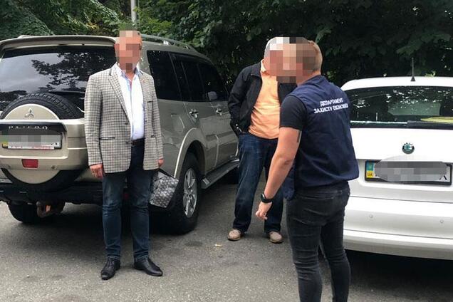 На Житомирщине чиновников поймали на взятке в $1,5 млн