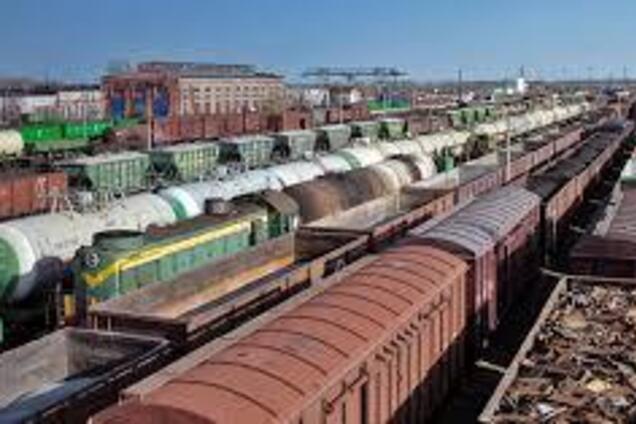 За 5 лет тарифы на грузовые железнодорожные перевозки увеличились в три раза