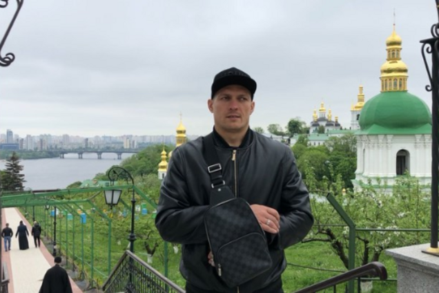 'Собаки лают': Усик ответил 'больным украинцам' за критику