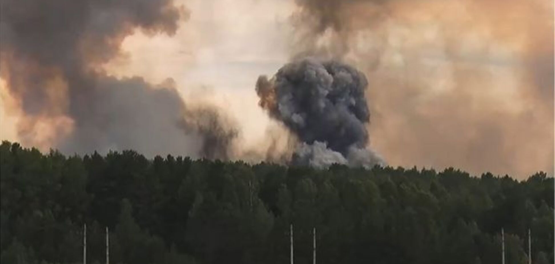 Взрывы на складах в России: опубликовано эпические фото последствий катастрофы