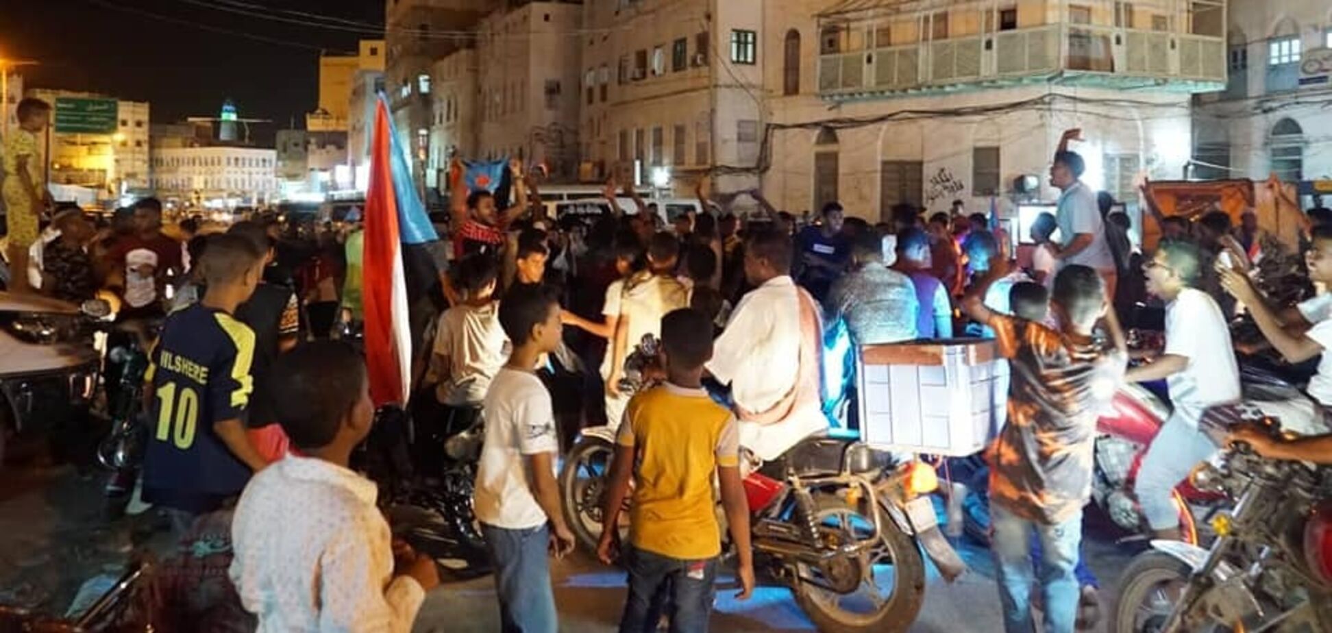 Сепаратисты захватили дворец президента в дружественной России стране: все детали