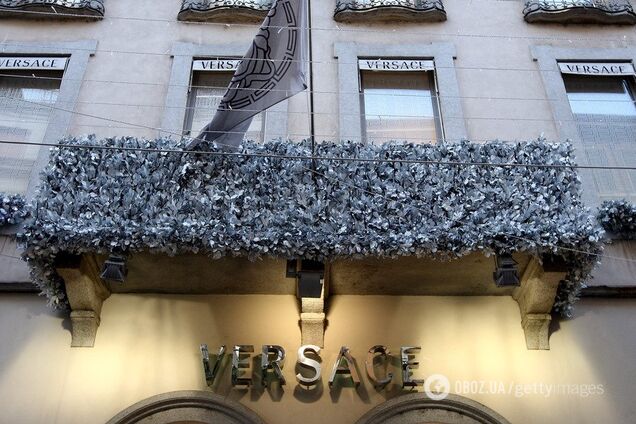 Versace загремел в международный скандал из-за новой коллекции одежды: в чем суть