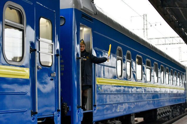'Совковый ад!' 'Укрзалізниця' попала в очередной скандал из-за поезда