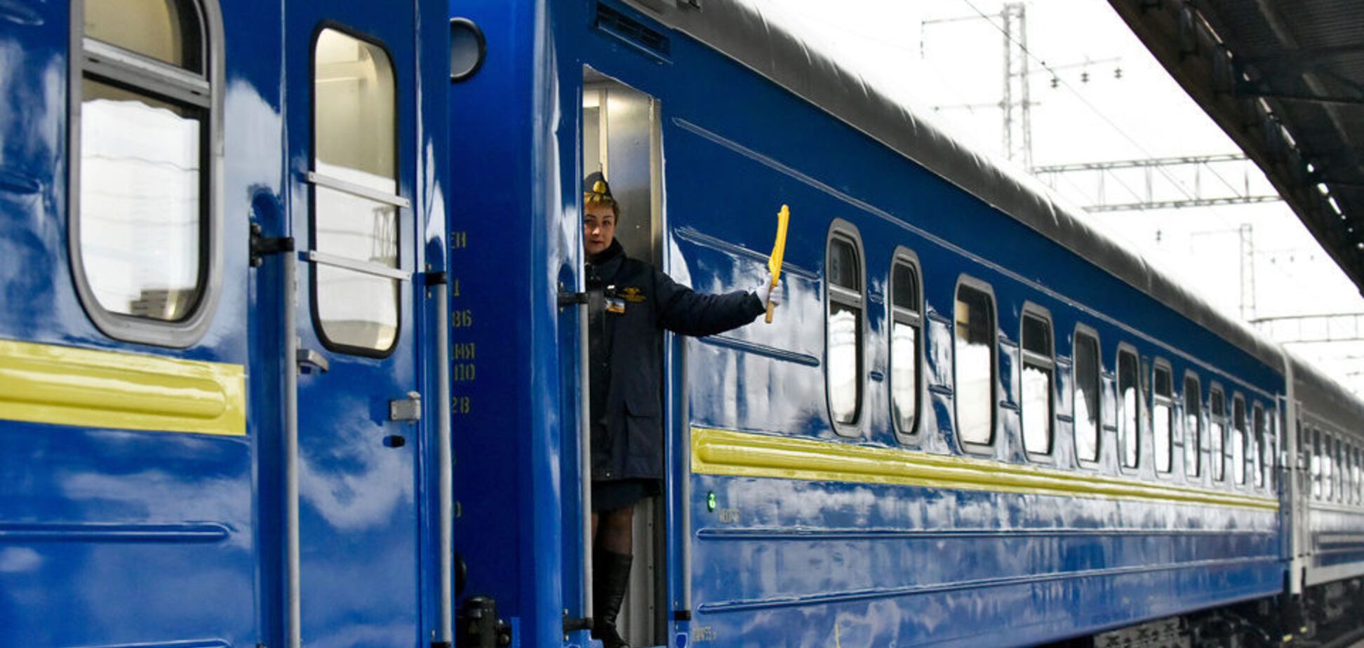 'Совкове пекло!' 'Укрзалізниця' потрапила в черговий скандал через потяги