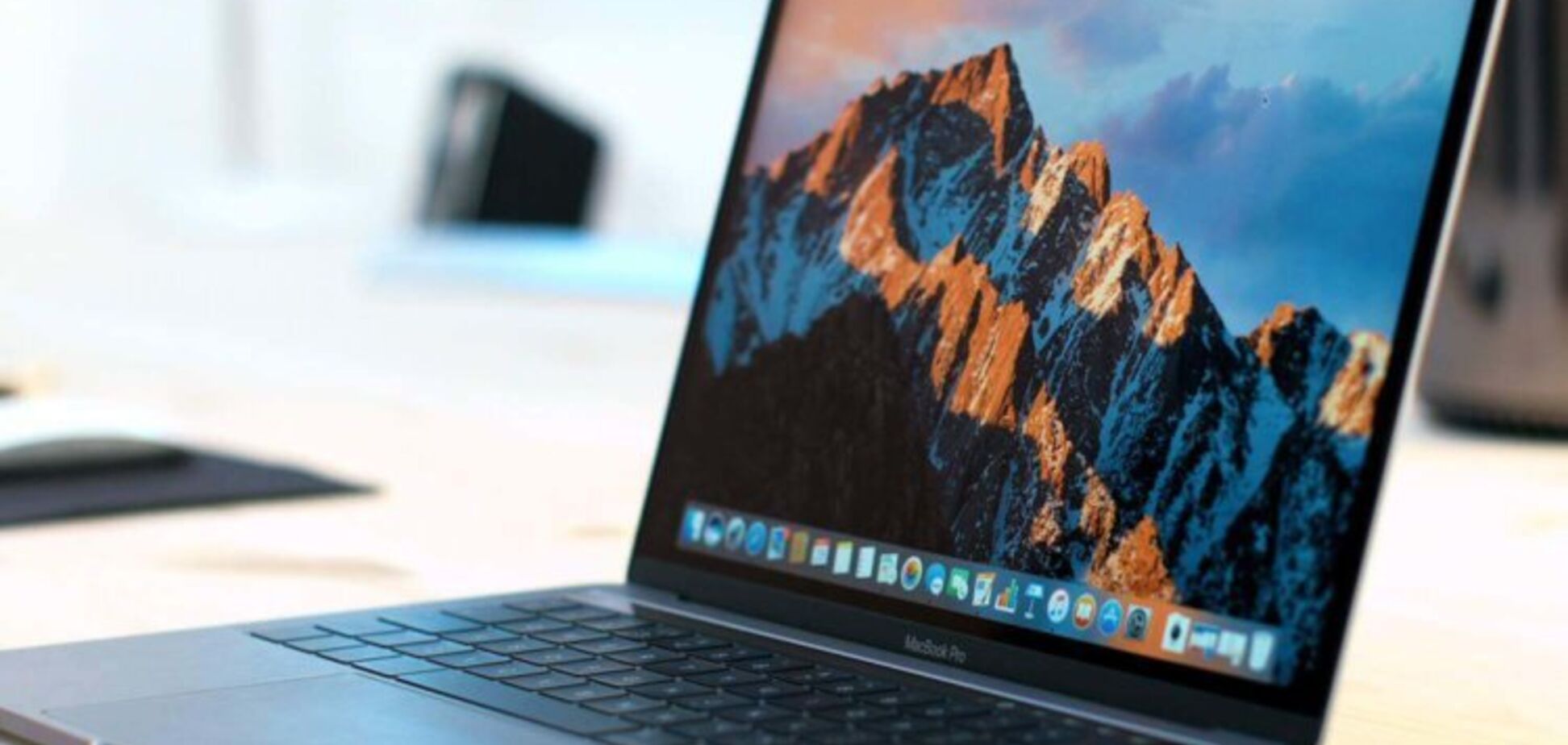 Могут рвануть: выяснилась опасность популярных ноутбуков при перелете