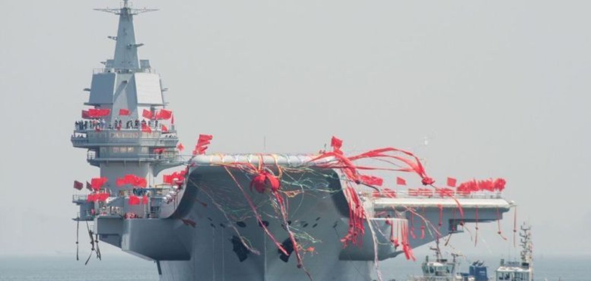 Китайцы построили первый авианосец: это не российский 'Кузя'