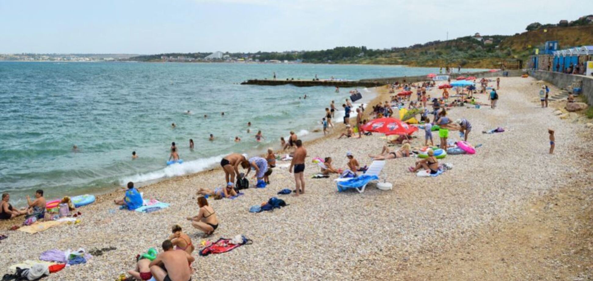 'Жизнь на военной базе все веселей': в Крыму оккупанты хотят 'отжать' еще один пляж