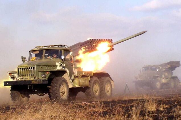 Путин стягивает войска на Донбасс: Минобороны созовет срочное совещание