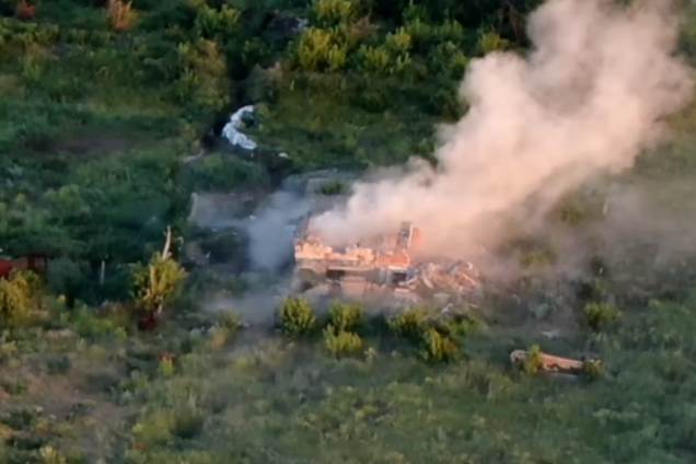 Оккупантов спас 'аборт': в сеть попало видео мощного удара ВСУ