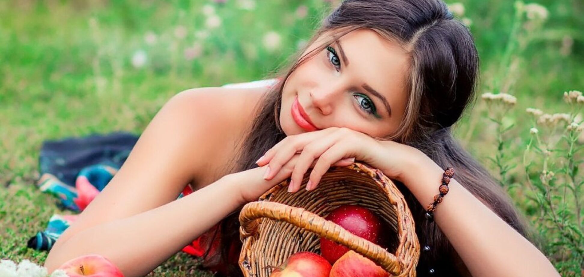 Яблочный Спас-2019: как гадать на любовь, деньги и удачу