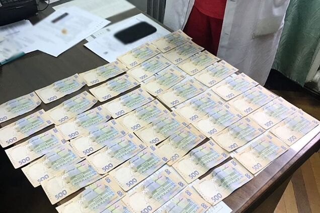 В Киеве онкобольным продавали бесплатные препараты