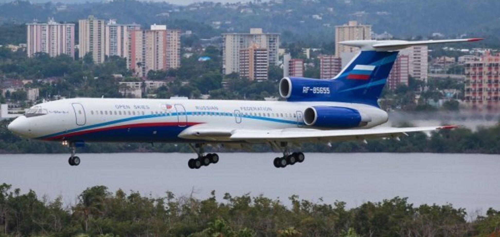 Российский военный самолет устроил дерзкую провокацию в США: что известно