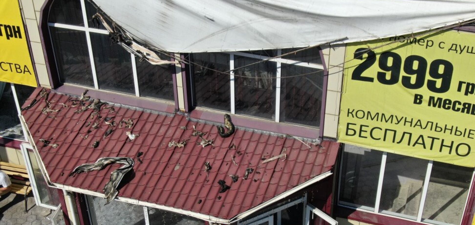 Готель в Одесі зняли з дрона після пожежі: опубліковані фото і відео