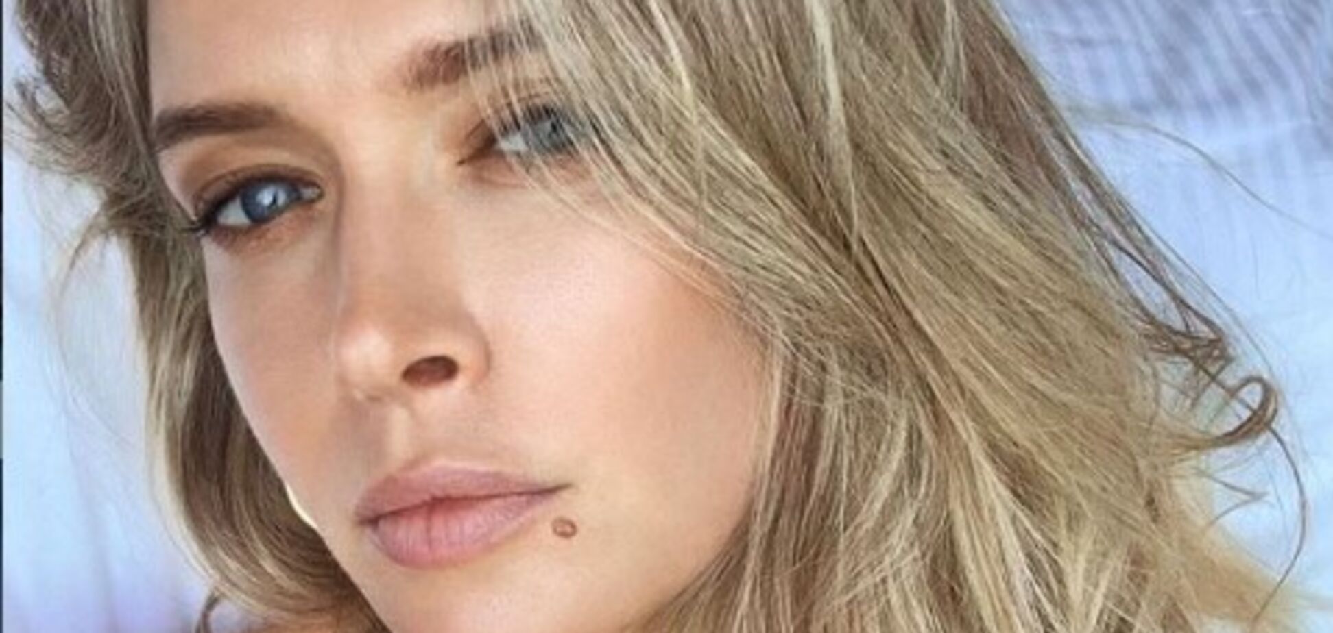 У костюмі Меладзе? Брежнєва заінтригувала фанів відвертим фото