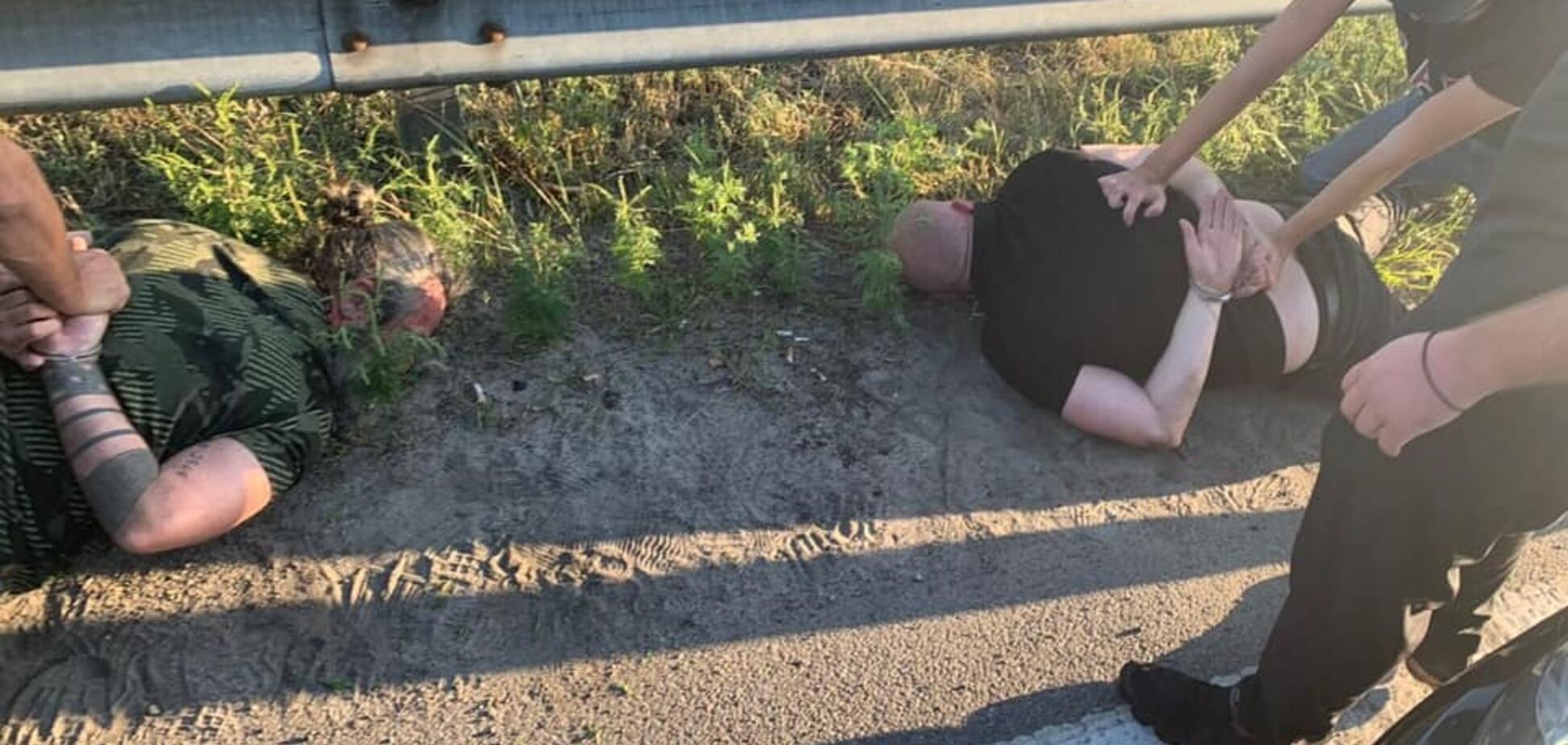 'Молниеносное задержание!' На Киевщине спецназ поймал банду иностранцев. Видео