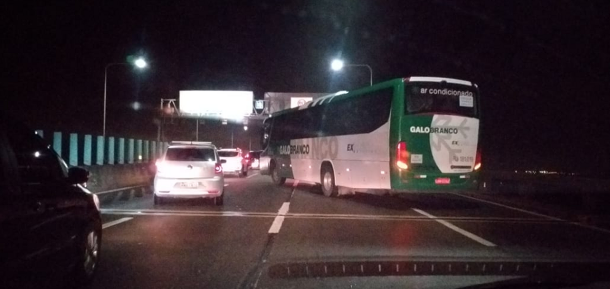 Захват автобуса в Бразилии 