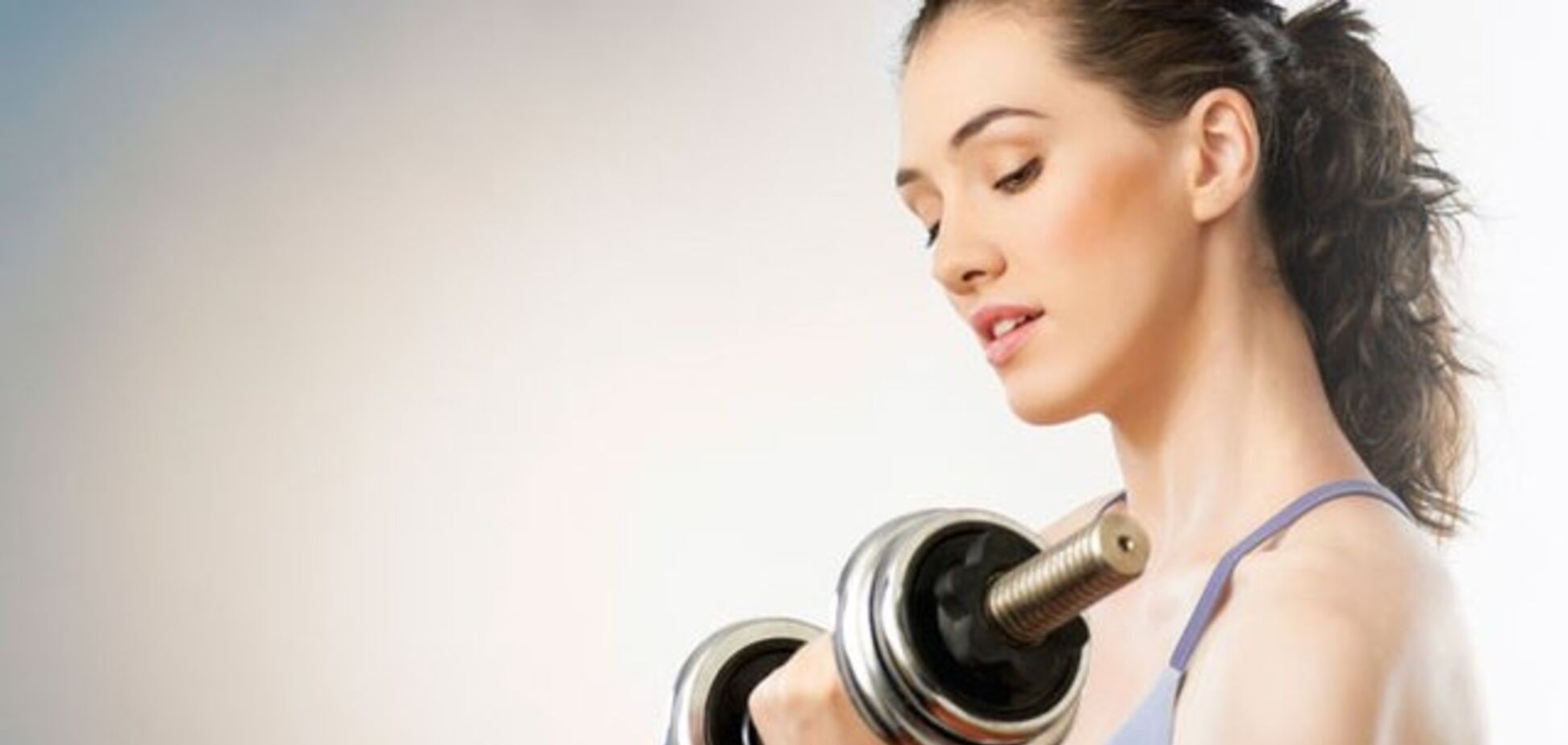 Для 'кубиков' пресса и рельефа: диетолог назвала лучшие упражнения на все группы мышц