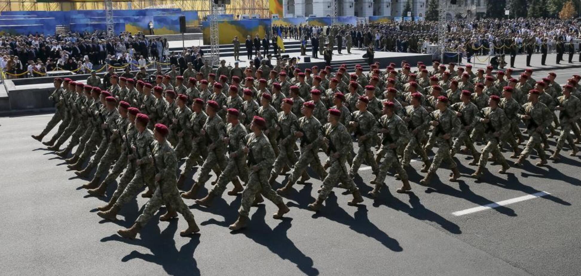 Сначала порядок - потом парады. Или наоборот?