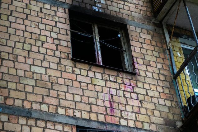 В Киеве вспыхнула квартира с людьми
