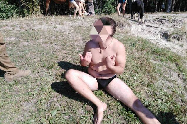 'Показывал гениталии': в парке Киева задержали педофила