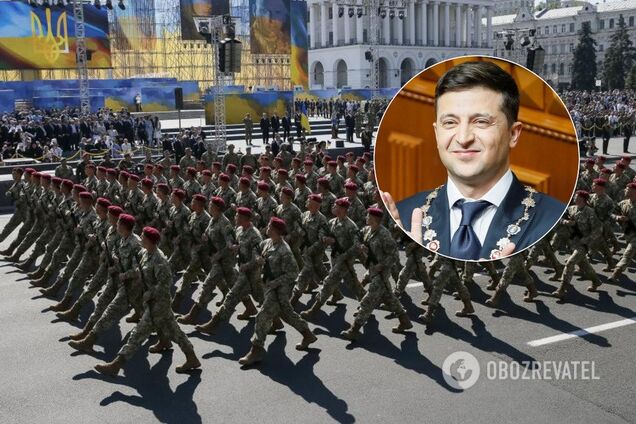 Зеленский поручил собрать военных на парад ко Дню Независимости