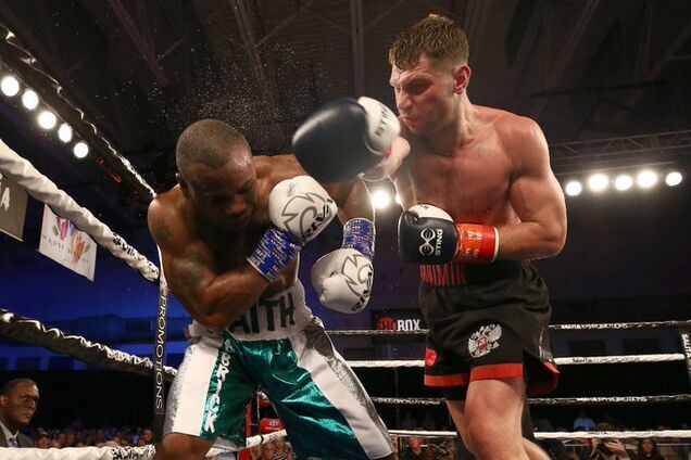 Известный российский боксер добыл яркую победу, избив американца - опубликовано видео