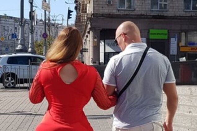 В центре Киева заметили 'украинскую Кардашьян': пикантные фото