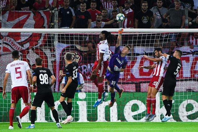 Где смотреть онлайн Краснодар – Олимпиакос: расписание трансляций плей-офф Лиги чемпионов