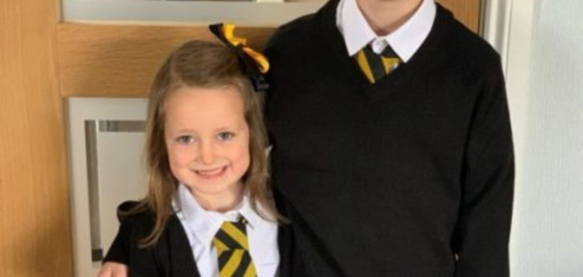 Фото девочки из Шотландии в первый день в школе поразило сеть: в чем дело